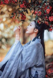 这四个地方长痣,财气吃四方,荣华富贵逃不掉