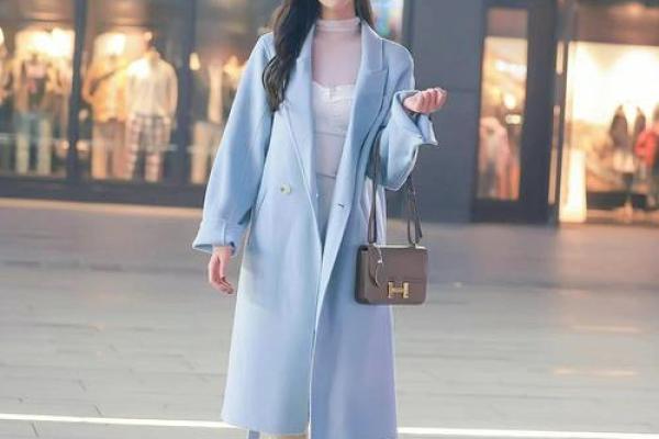 水命女适合穿什么颜色？让你优雅迷人的搭配指南！