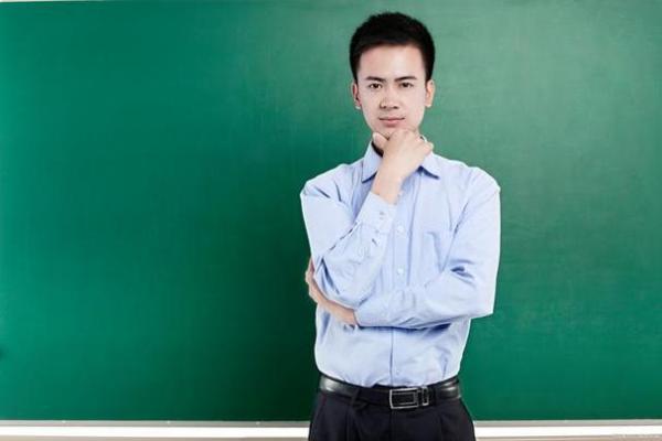探秘男命正官星：配偶与命运的神秘联系