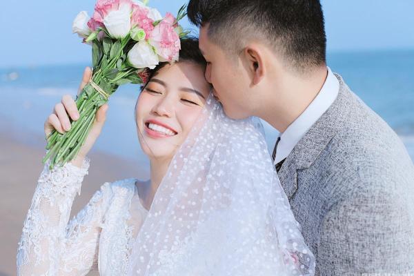 戊土女命与相合命理解析：寻找命中注定的伴侣与事业之路