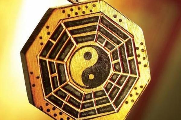 土命女人与其他命理的配对分析：寻找最合适的伴侣之道