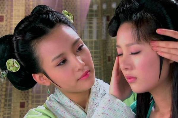 丫鬟为何被称为四两四女命的背后故事与传统解读