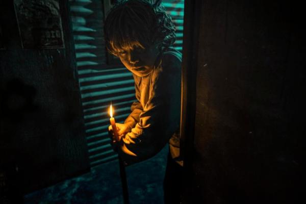 探秘“拿命挑战”：年轻人追逐极限的疯狂与危险