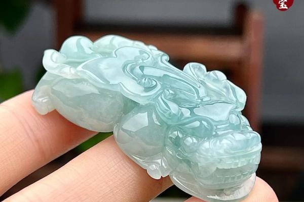 探索天河水命的灵性吊坠，激发内心的光辉与能量！