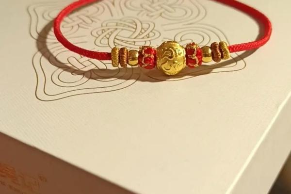 屋上土命孩子适合佩戴的吉祥物与饰品推荐