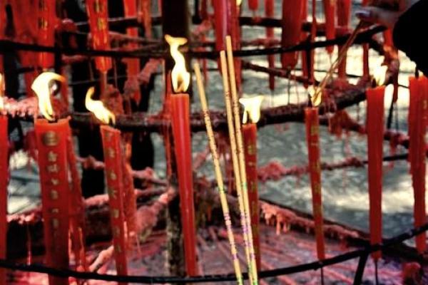 肖牛金命缺金缺火，佩戴什么能助运提升？