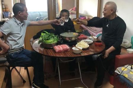 探寻幸福晚年: 什么样的人能拥有富足的老年生活?
