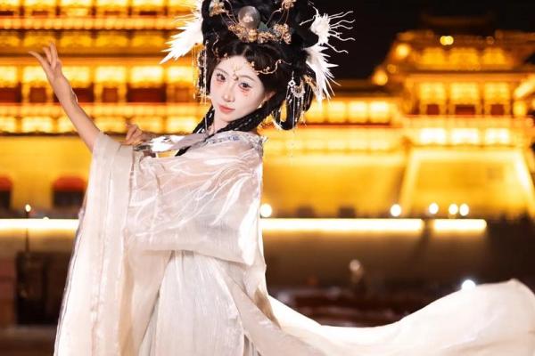 探秘神女下凡命格：命中注定的灵性与人生轨迹